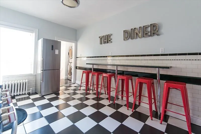 Expansive 6Br In West Queen West By Sonder Toronto Canada